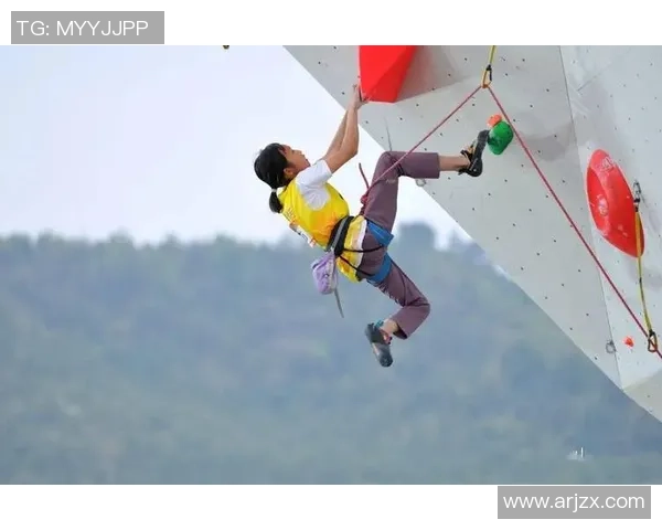 西安飞盘队在世界攀岩锦标赛中以51分稳居积分榜首位
